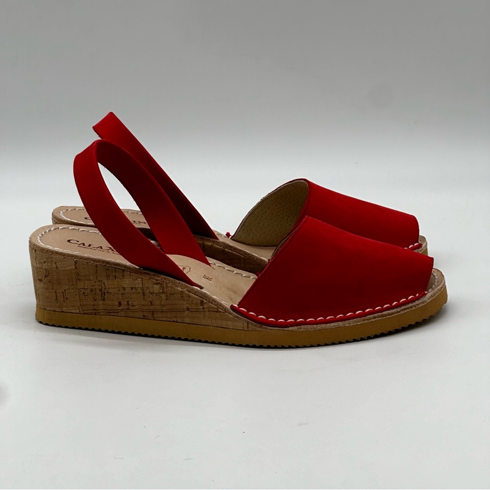 Calaxini Wedge Sandals. Size 8